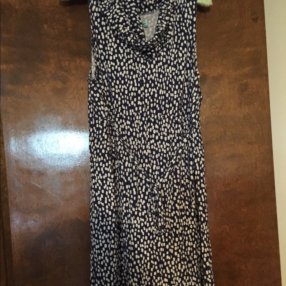 Sleeveless Maternity dress